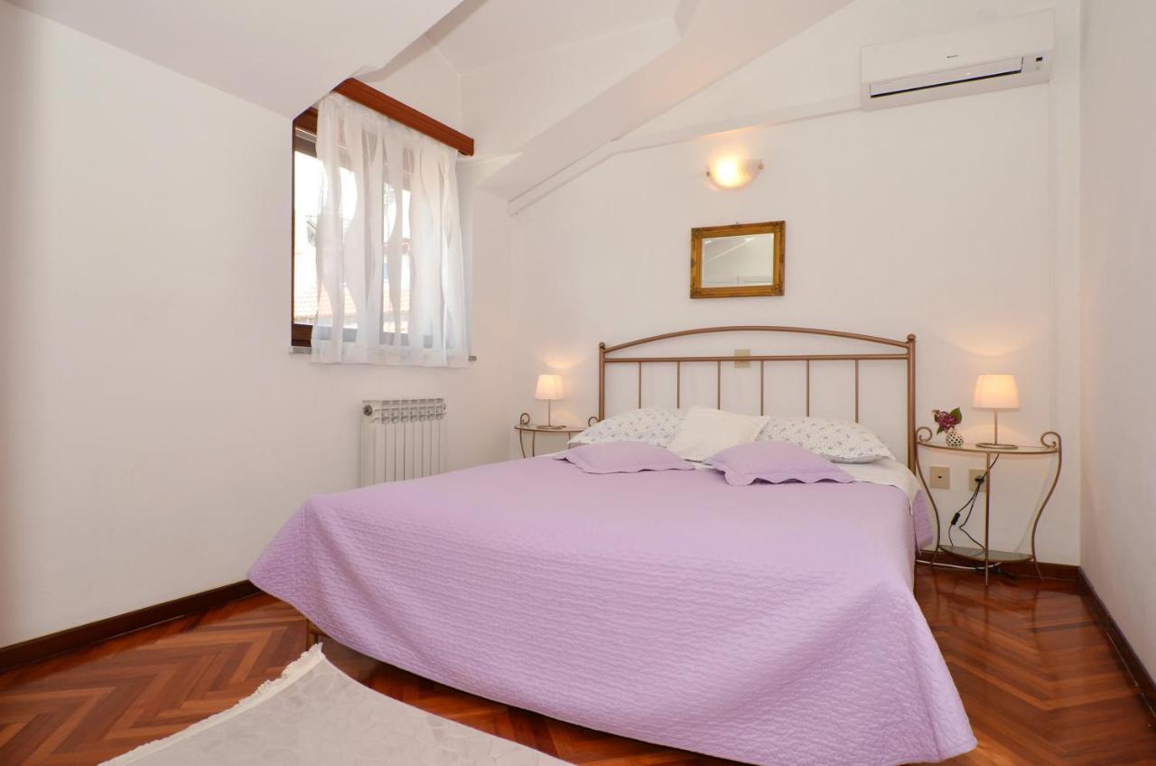 Apartmani Basic 1 スプリト エクステリア 写真