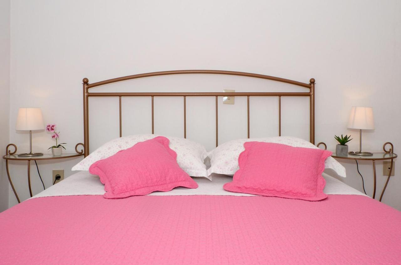 Apartmani Basic 1 スプリト エクステリア 写真